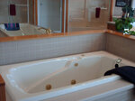 showroom-whirlpool-tub2.jpg